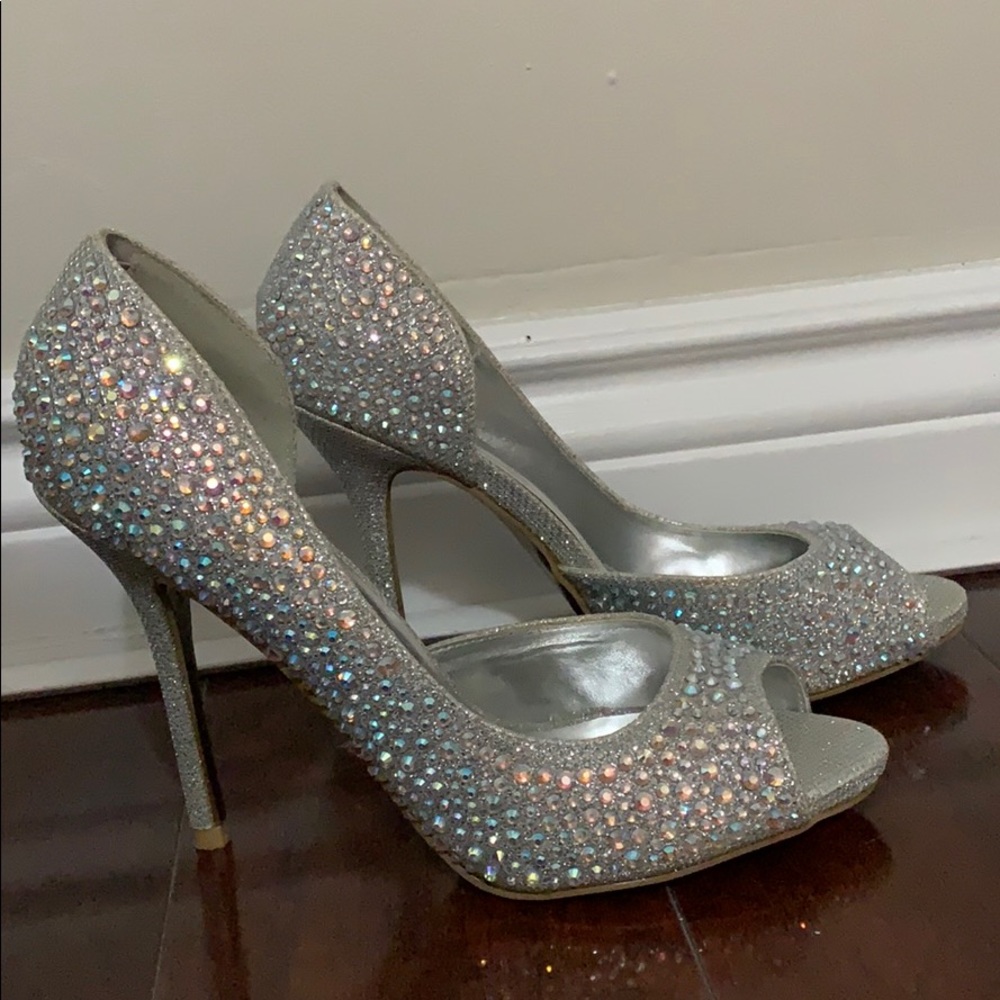 deb Heels